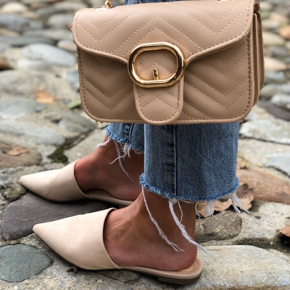 🆕Amore Nude Faux Suede Pointy Toe Flat Mules - Picture 3 of 6